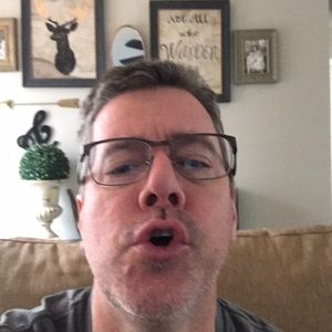 Meet your Posher, Jason